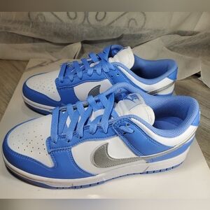 NEW Nike Womens Dunk Low  Sneakers Blue & White Silver SIZE 7